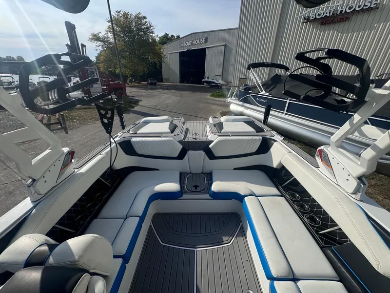 Slide: The Image of Nautique Super Air GS22 2021 - 13