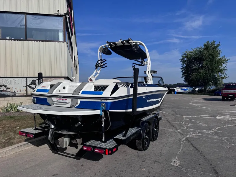 Slide: The Image of Nautique Super Air GS22 2021 - 4