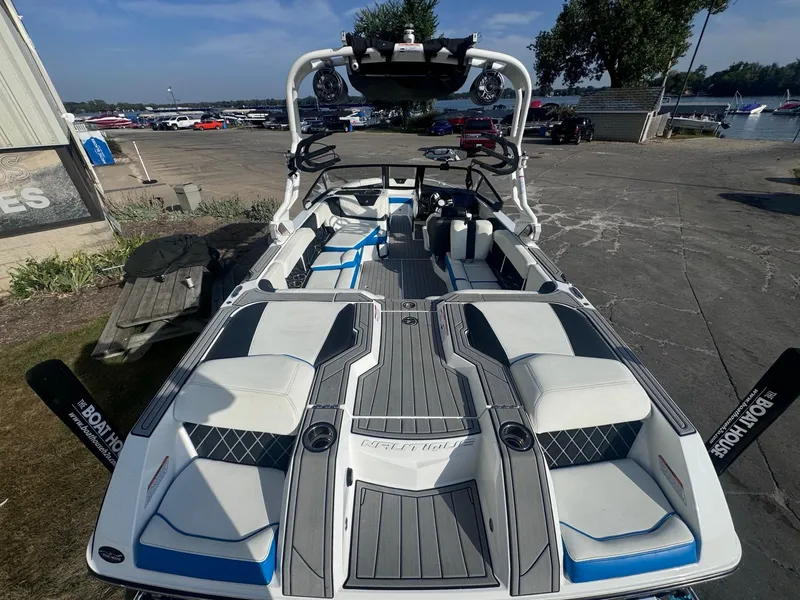 Slide: The Image of Nautique Super Air GS22 2021 - 6