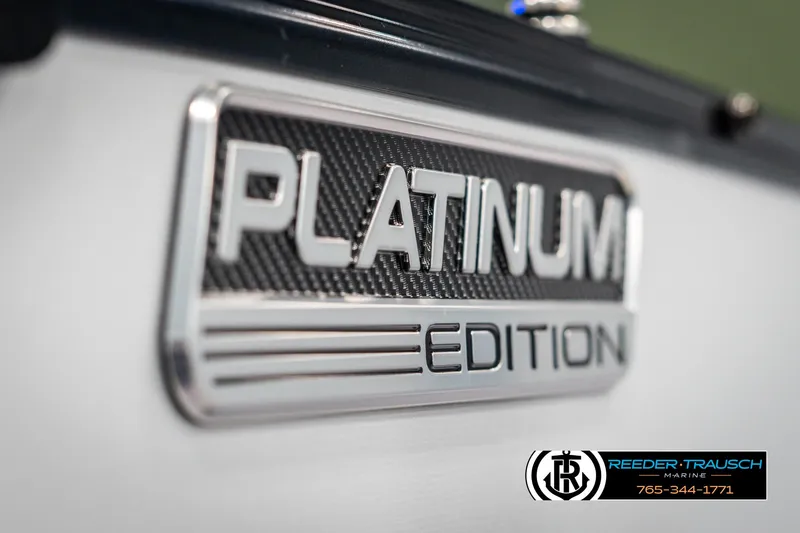 Slide: The Image of 2025 Avalon Catalina Entertainer Platinum Edition badge, Reeder-Trausch Marine logo visible. - 48