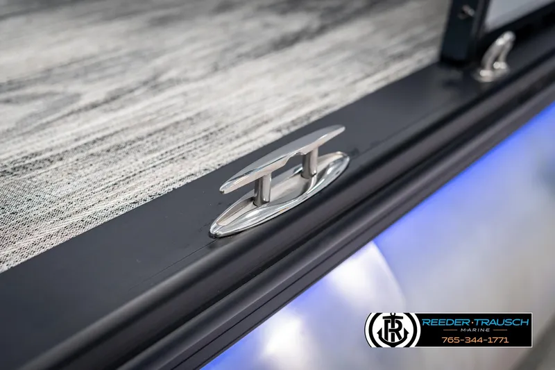 Slide: The Image of Avalon Catalina Entertainer 2025 - 51