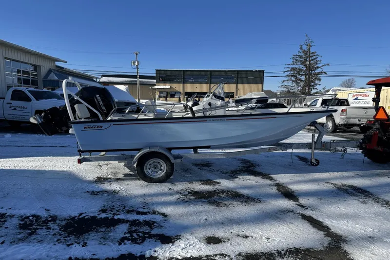 Slide: The Image of Boston Whaler 170 Montauk 2025 - 10