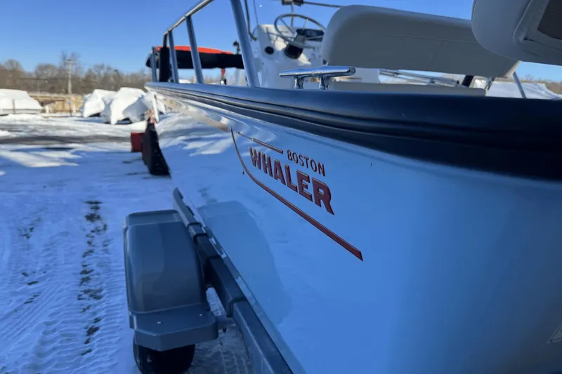 Slide: The Image of Boston Whaler 170 Montauk 2025 - 14