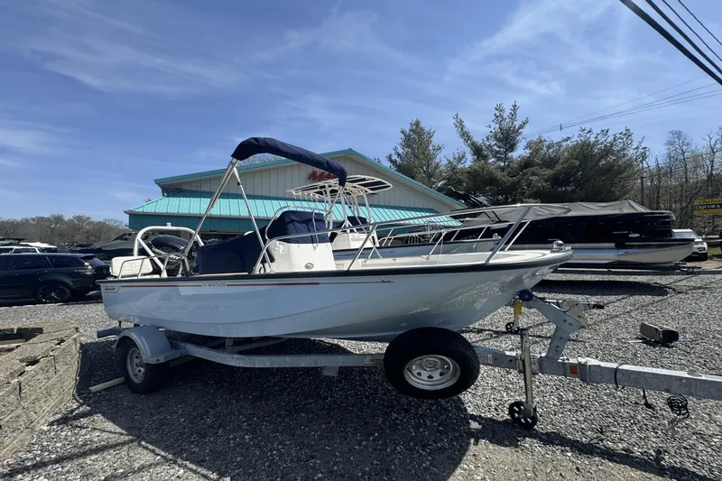 Slide: The Image of Boston Whaler 170 Montauk 2025 - 2