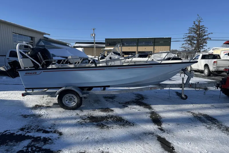 Slide: The Image of Boston Whaler 170 Montauk 2025 - 9