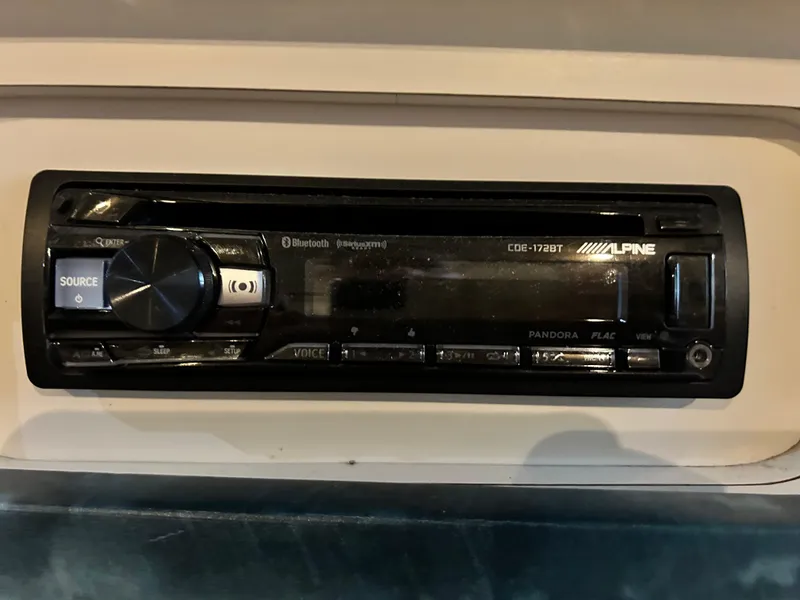 Slide: The Image of Sea Ray 370 Sedan Bridge 1995 - 12