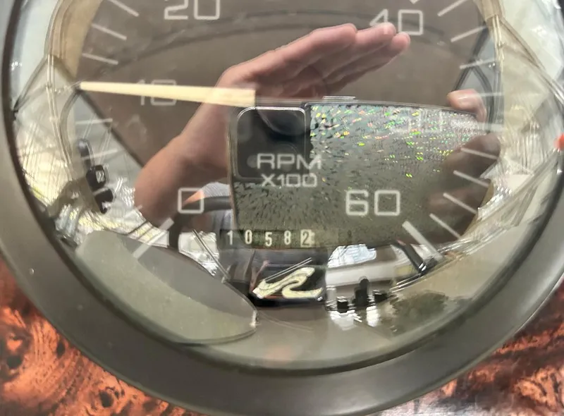 Slide: The Image of Sea Ray 370 Sedan Bridge 1995 - 32