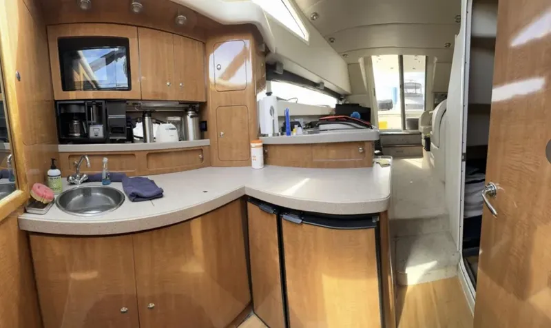 Slide: The Image of Regal Commodore 3880 2003 - 5