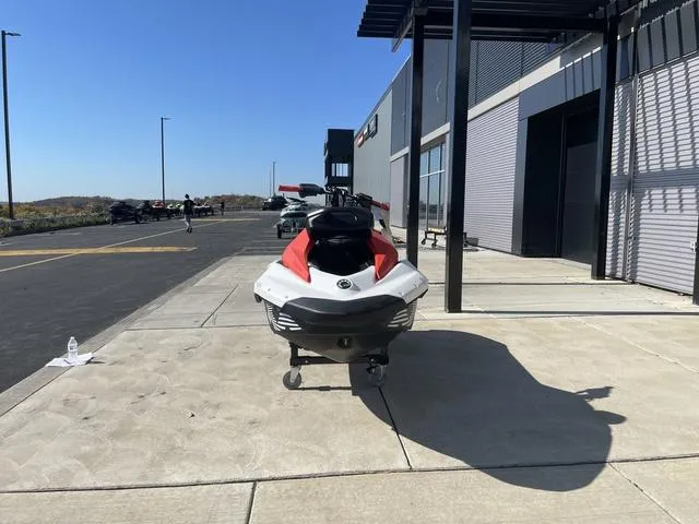 Slide: The Image of Sea-Doo Spark Trixx for 1 2024 - 8