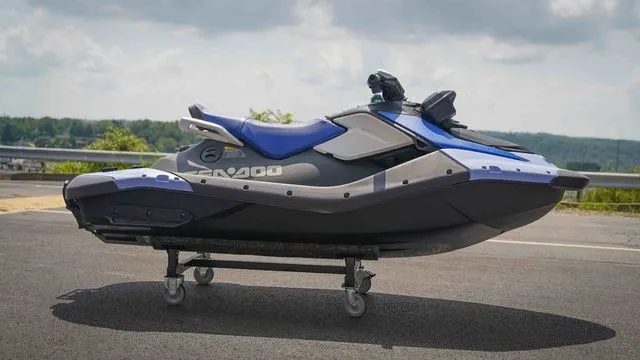 Slide: The Image of Sea-Doo Spark® for 2 Rotax® 900 ACE™ - 90 CONV with IB 2024 - 3