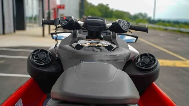 Slide: The Image of Sea-Doo RXP-X 325 2024 - 8