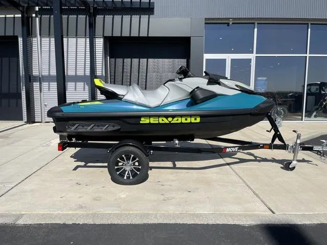 Slide: The Image of Sea-Doo GTI 2024 - 1