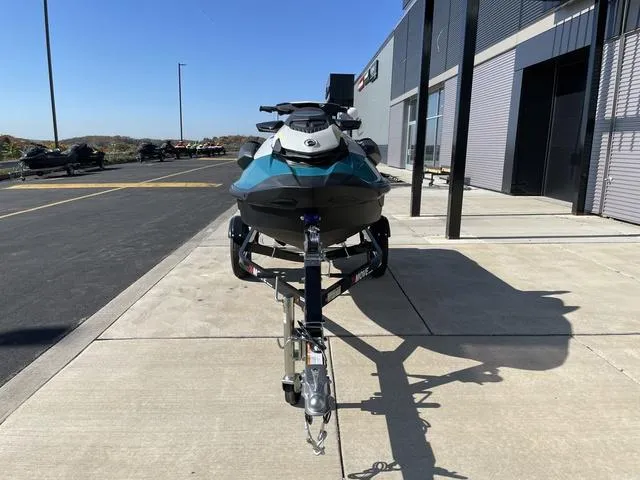 Slide: The Image of Sea-Doo GTI 2024 - 3