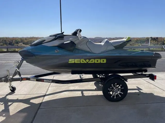 Slide: The Image of Sea-Doo GTI 2024 - 5
