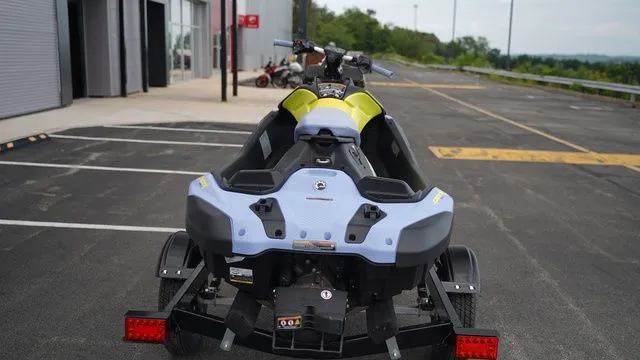 Slide: The Image of Sea-Doo Spark Trixx for 1 2024 - 6