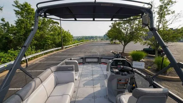 Slide: The Image of Sea-Doo Switch Cruise 21 2024 - 11