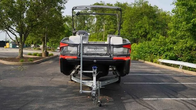 Slide: The Image of Sea-Doo Switch Cruise 21 2024 - 6