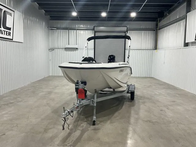 Slide: The Image of Bayliner Element M15 2022 - 2