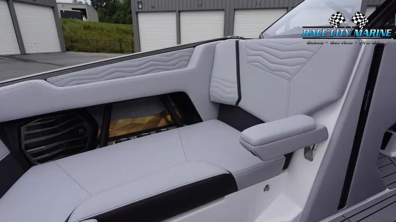 Slide: The Image of Nautique Super Air Nautique G23 2025 - 52