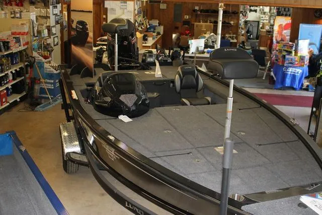 Slide: The Image of Lund 1875 Pro-V Bass XS 2024 - 1