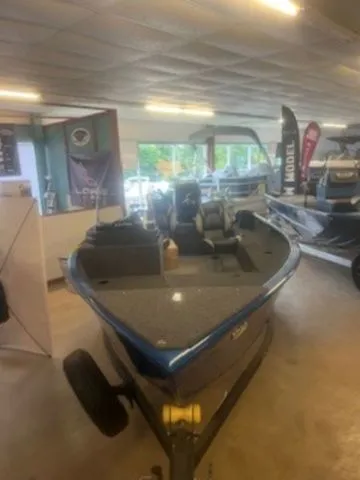 Slide: The Image of Lund 1650 Rebel XL SS 2024 - 2