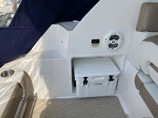 Slide: The Image of Regal 35 Sport Coupe 2018 - 76