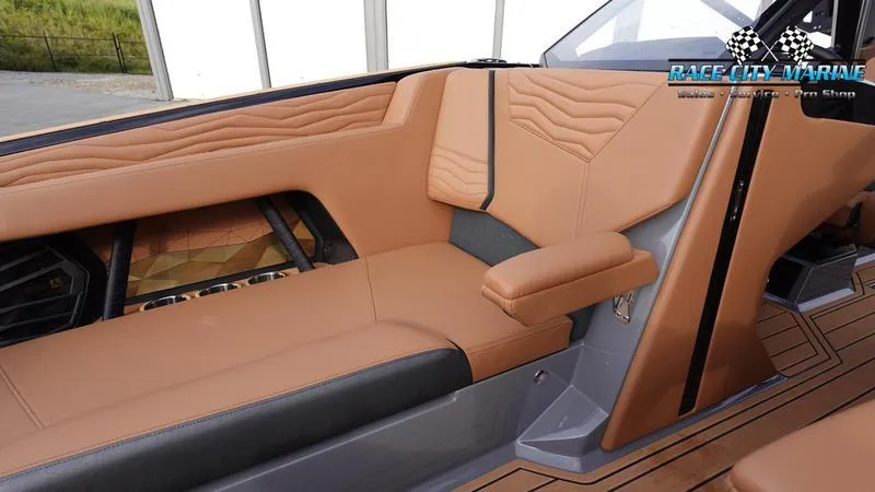 Slide: The Image of Nautique Super Air Nautique G25 2025 - 50