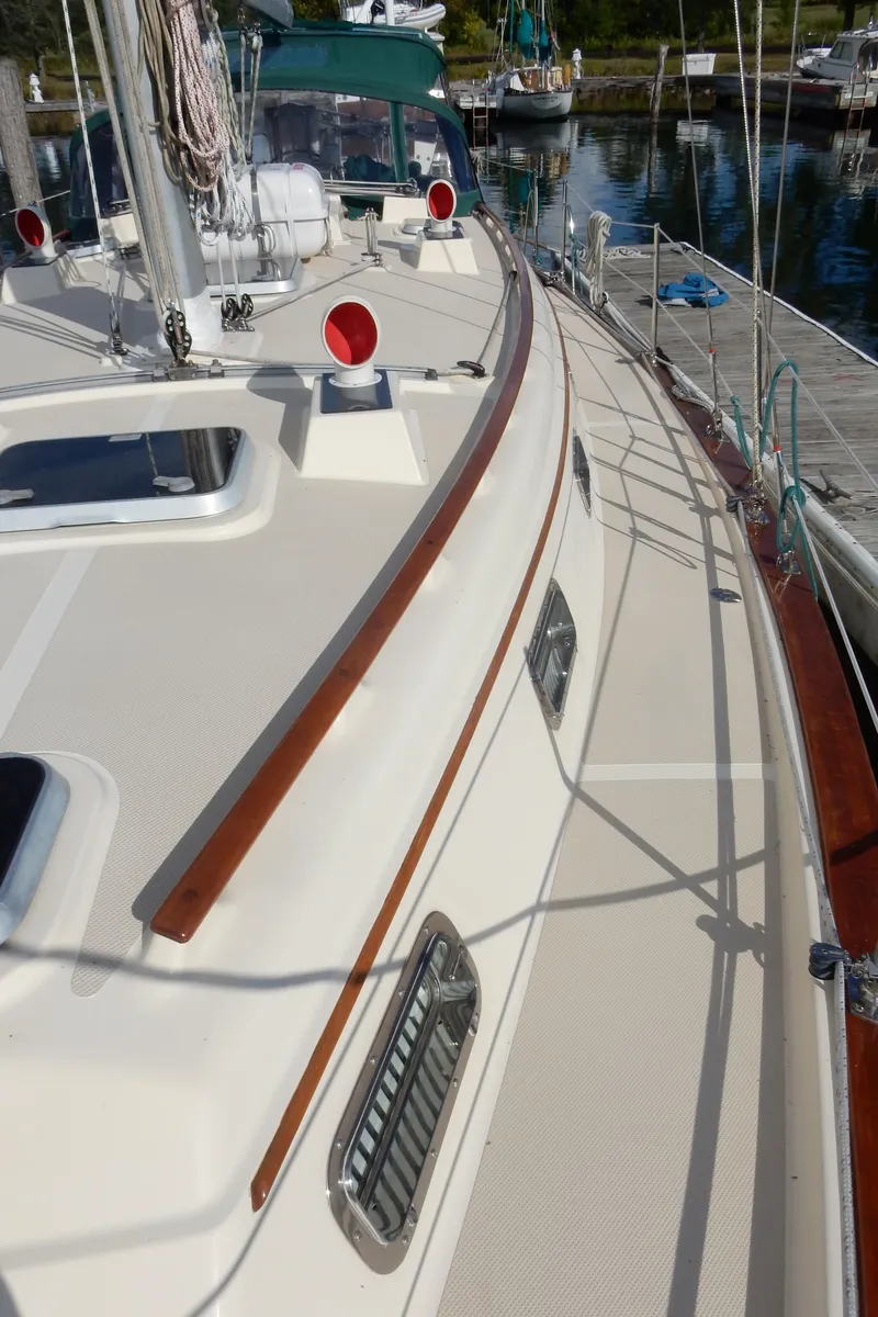 Slide: The Image of Island Packet 40 1997 - 80