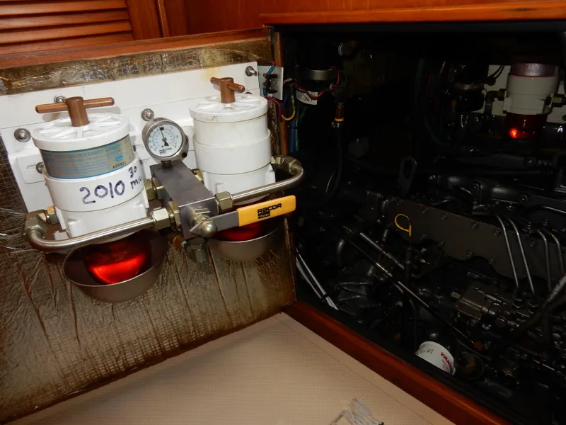 Slide: The Image of Island Packet 40 1997 - 94