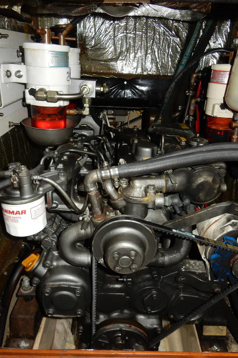 Slide: The Image of Island Packet 40 1997 - 96