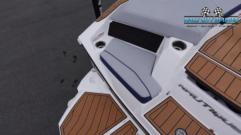 Slide: The Image of Nautique Super Air Nautique S23 2025 - 10