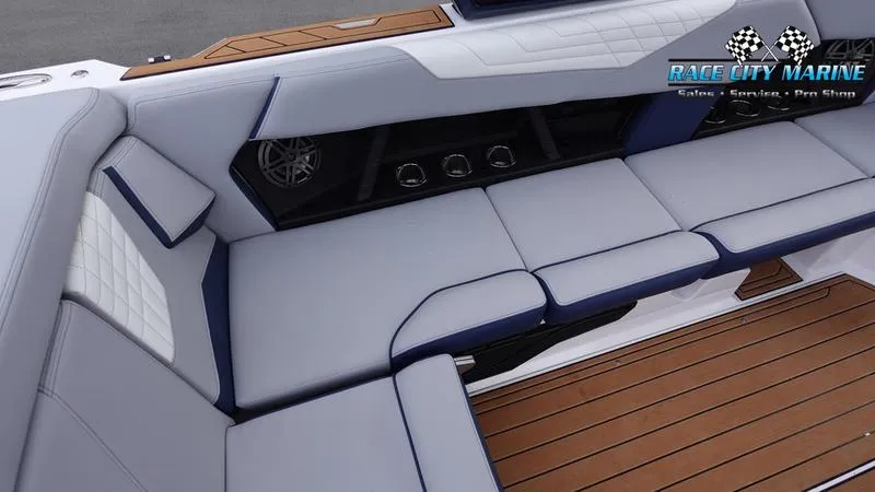 Slide: The Image of Nautique Super Air Nautique S23 2025 - 21