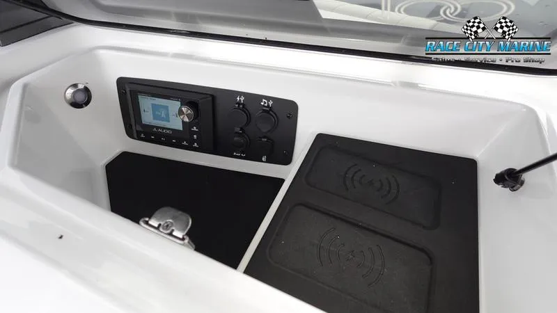 Slide: The Image of Nautique Super Air Nautique S23 2025 - 27