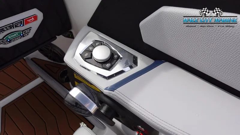 Slide: The Image of Nautique Super Air Nautique S23 2025 - 30