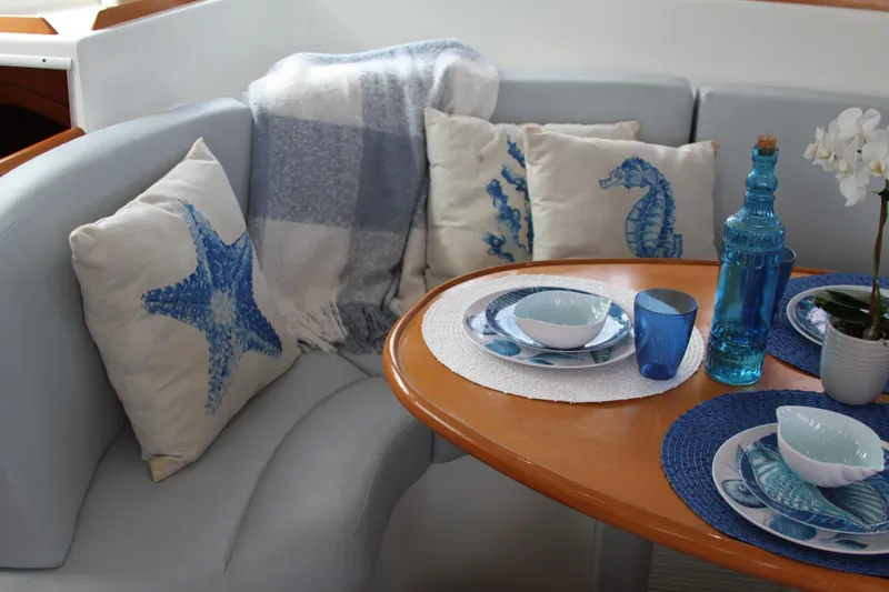 Slide: The Image of Lagoon LAGOON 380 2004 - 56