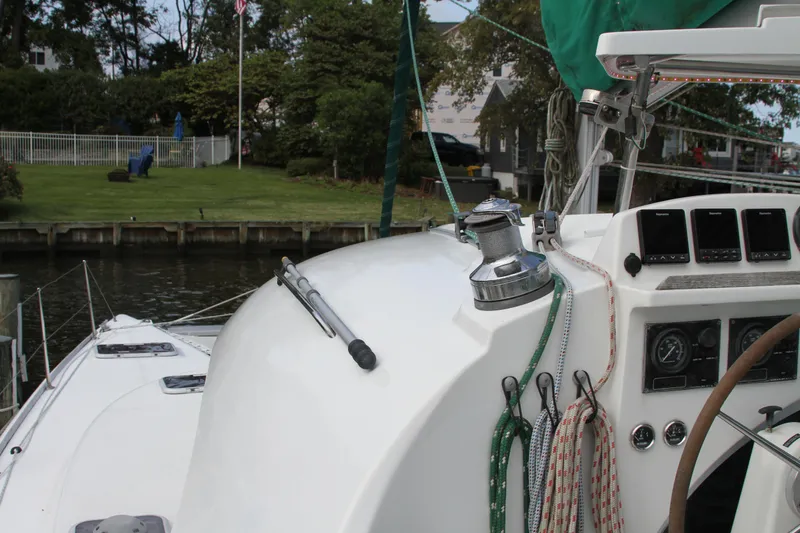 Slide: The Image of Lagoon LAGOON 380 2004 - 58