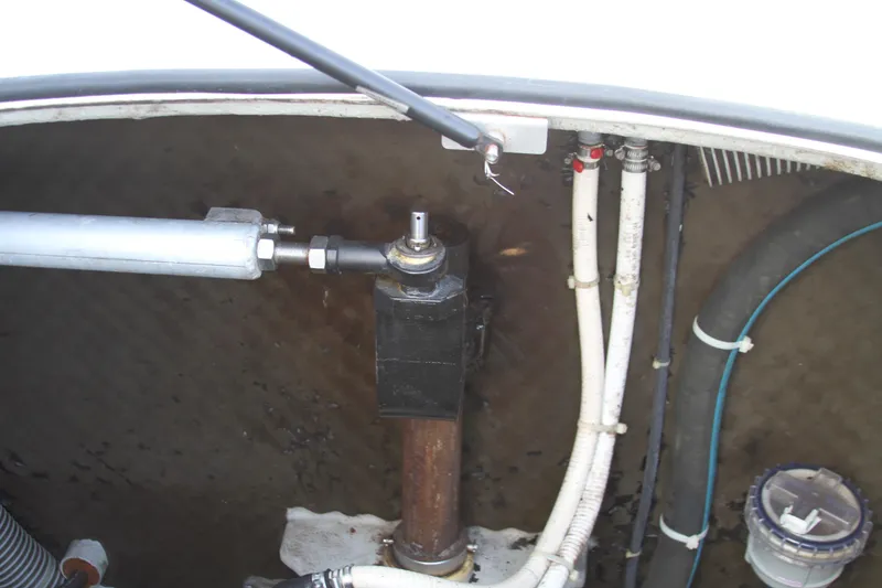 Slide: The Image of Lagoon LAGOON 380 2004 - 66