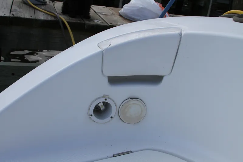 Slide: The Image of Lagoon LAGOON 380 2004 - 74