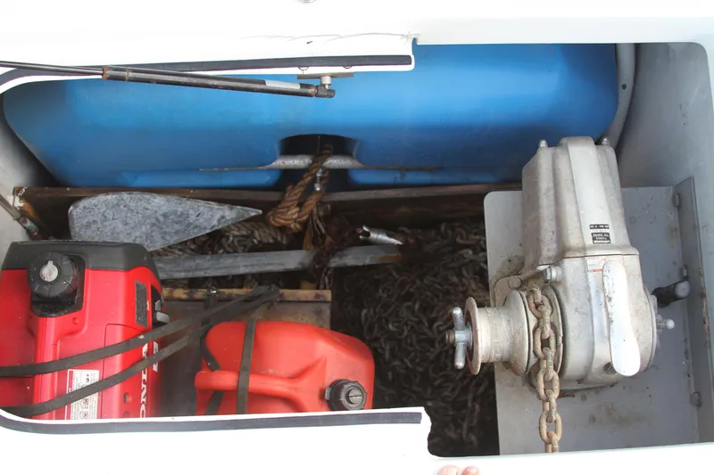 Slide: The Image of Lagoon LAGOON 380 2004 - 80