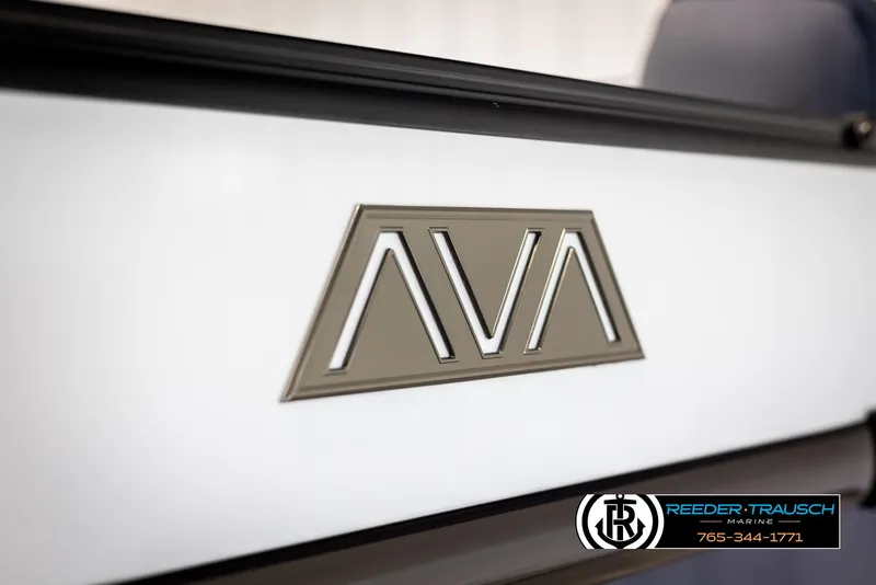 Slide: The Image of 2025 Avalon Catalina Entertainer logo on boat, Reeder-Trausch Marine branding visible. - 44
