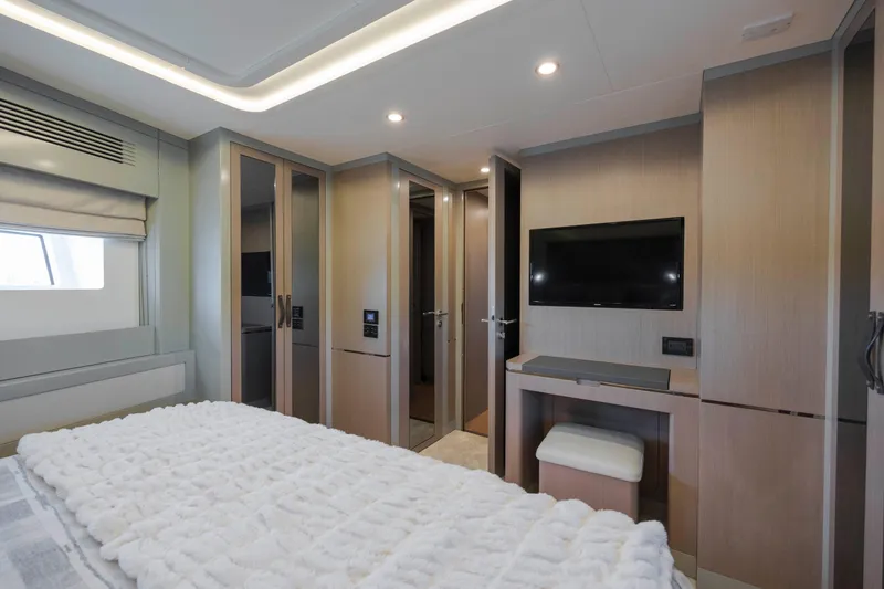 Slide: The Image of Sirena 68 2023 - 64