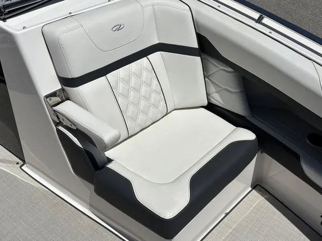 Slide: The Image of Regal 3300 2025 - 21