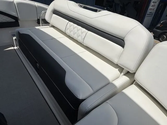 Slide: The Image of Regal 3300 2025 - 23