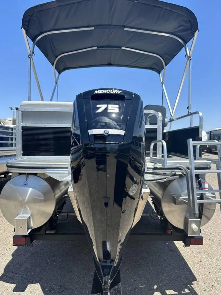 Slide: The Image of Lowe UF182 2023 - 10