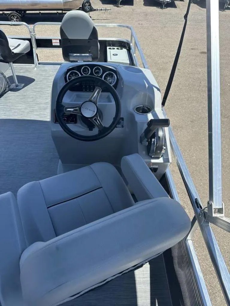 Slide: The Image of Lowe UF182 2023 - 5