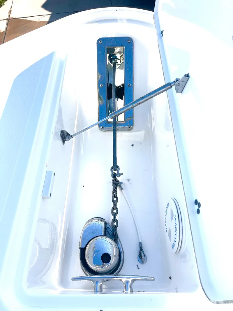 Slide: The Image of Quick Electric Windlass - 29