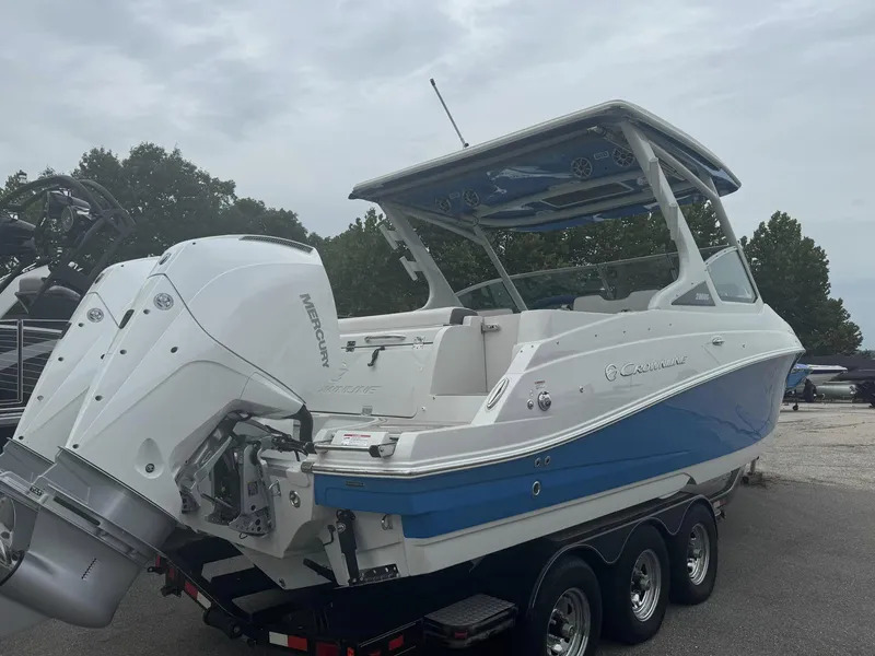 Slide: The Image of Finseeker 280 Dual Console 2025 - 10