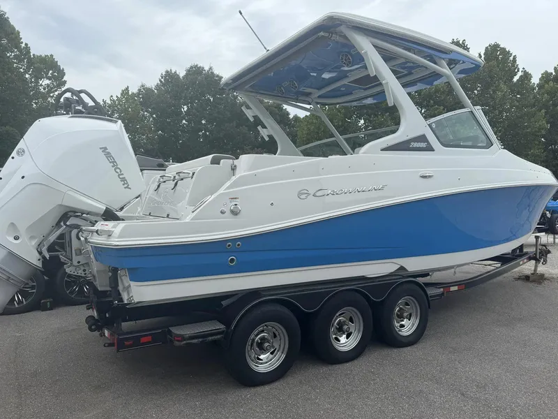 Slide: The Image of Finseeker 280 Dual Console 2025 - 22