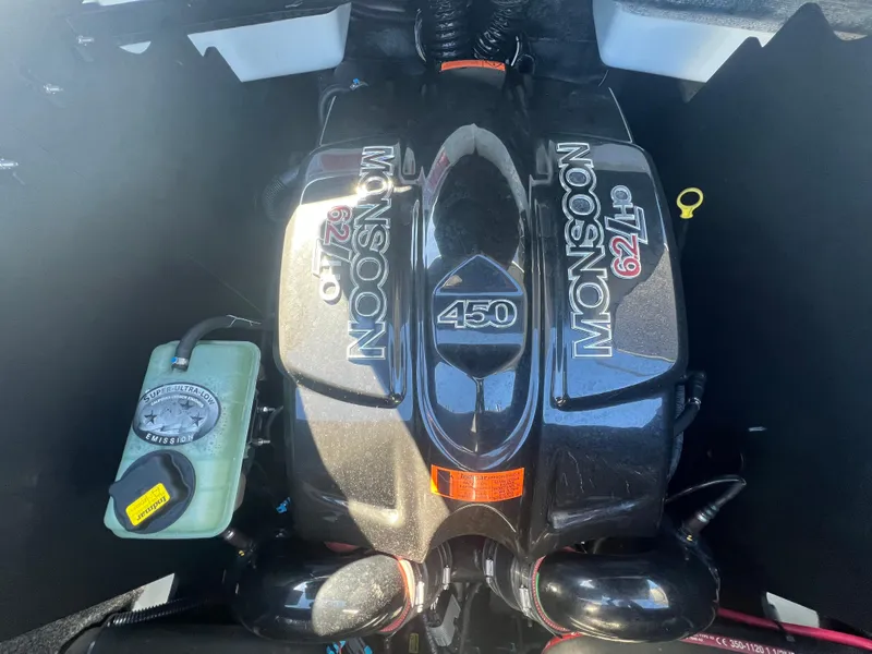 Slide: The Image of Malibu Wakesetter 23 LSV 2020 - 15