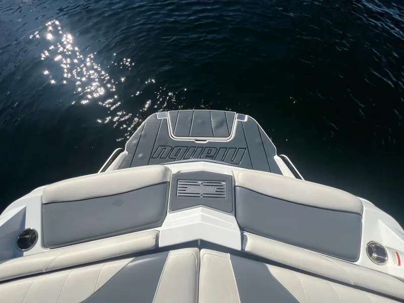 Slide: The Image of Malibu Wakesetter 23 LSV 2020 - 9
